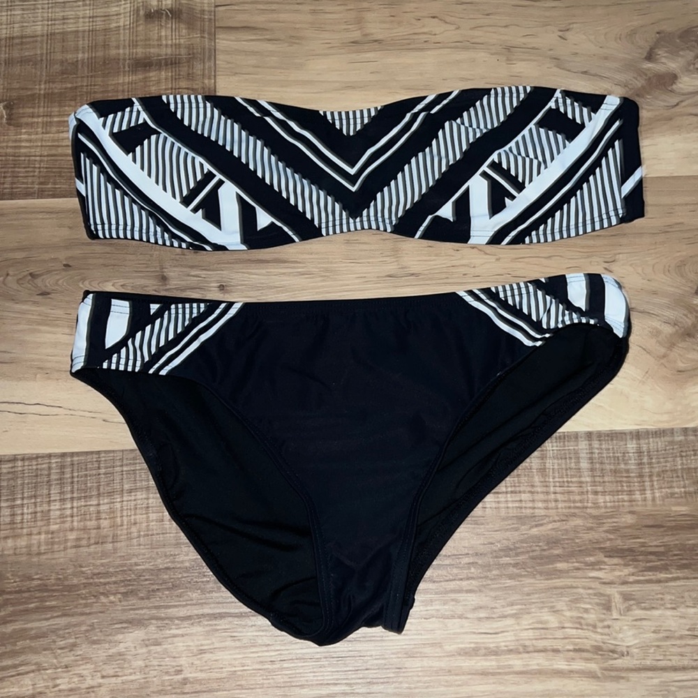 Swim suit
